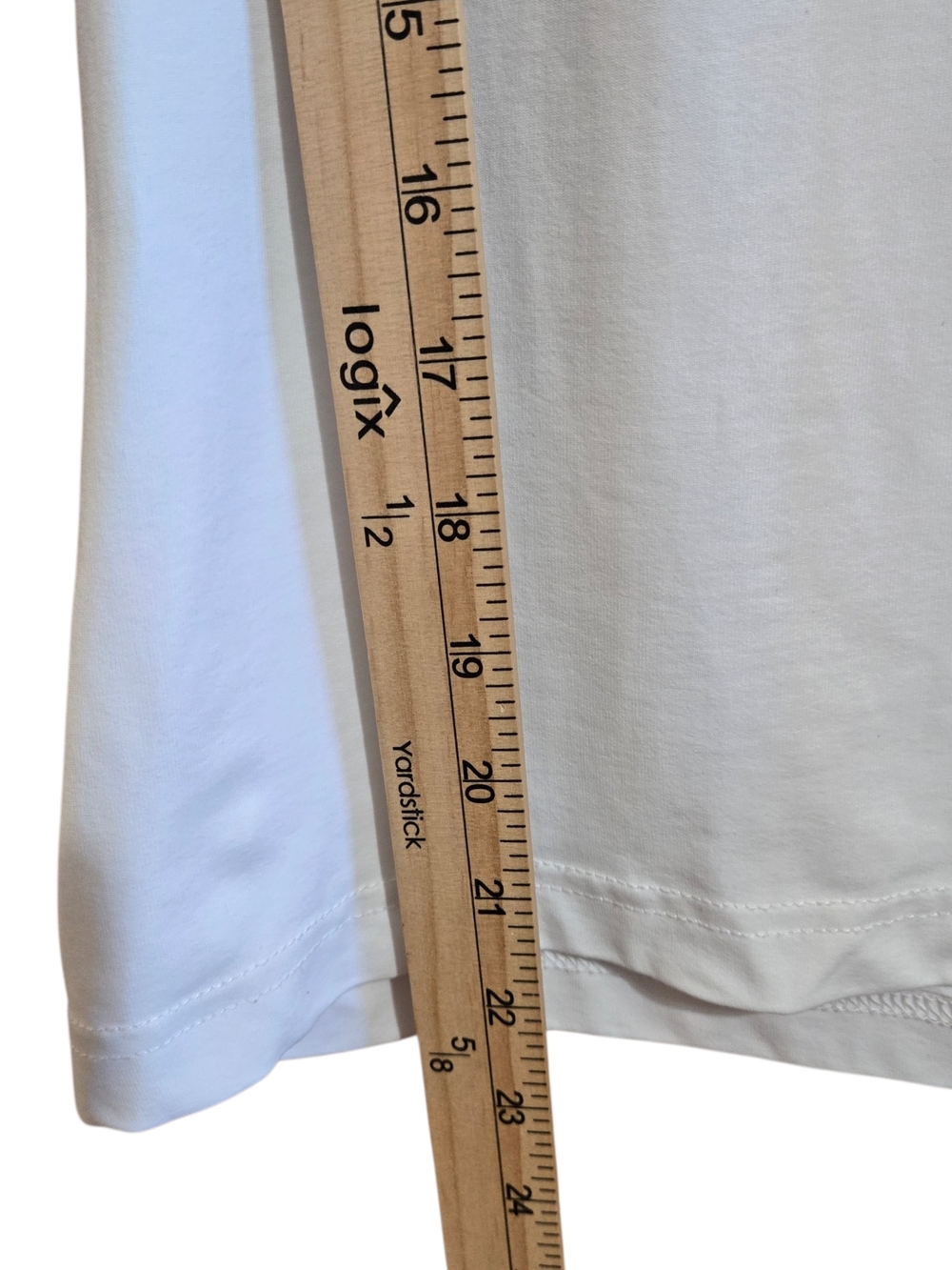 Chervo White‎ Quarter-Zip Performance Pullover - Picture 5 of 5